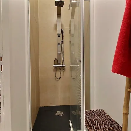 T2 Historique Plein Centre Apartment *